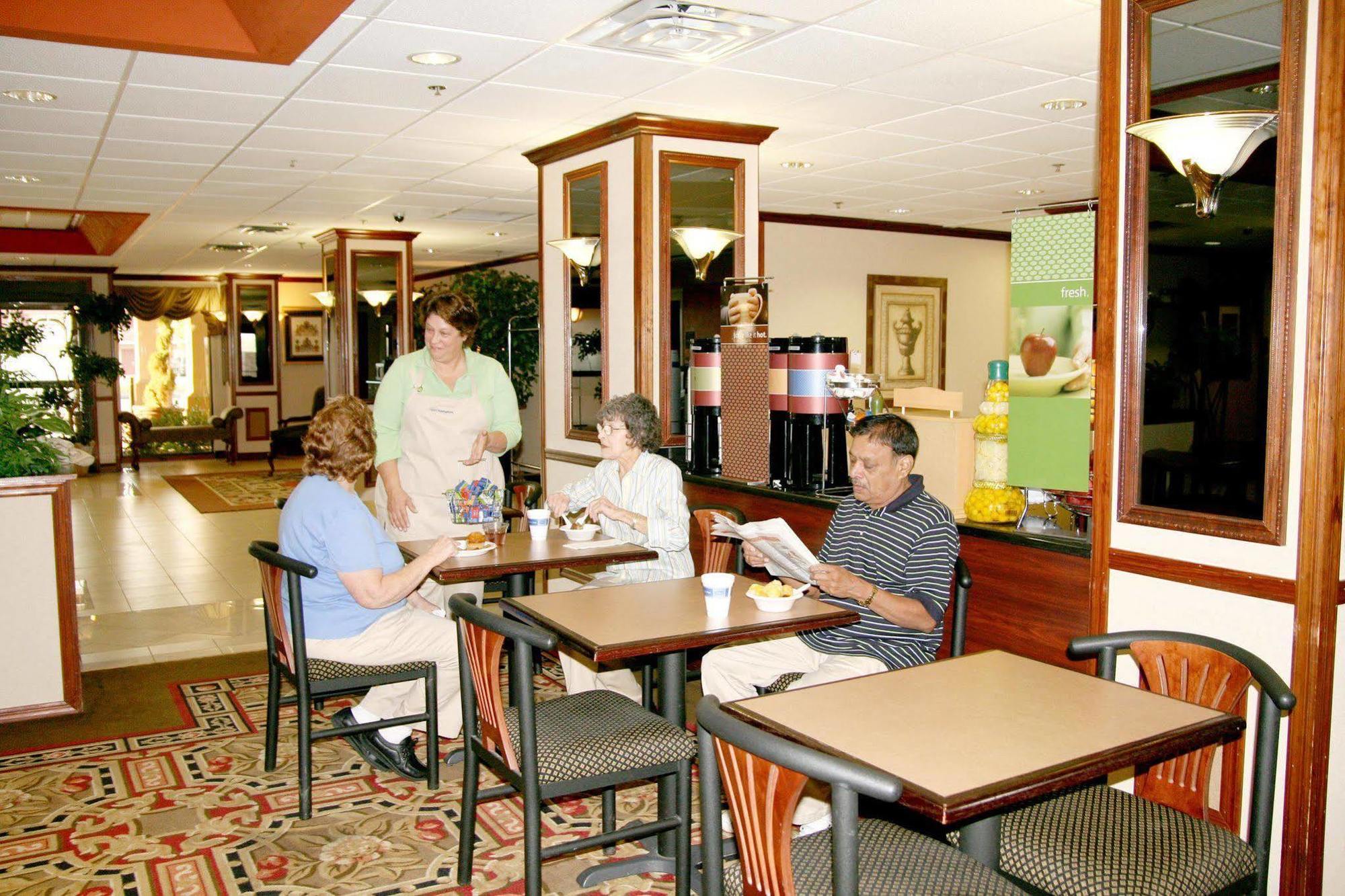 Hampton Inn Indianapolis-Sw-Плейнфийлд Ресторант снимка